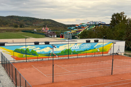 Тенісний корт готелю Апартель -  Полісан